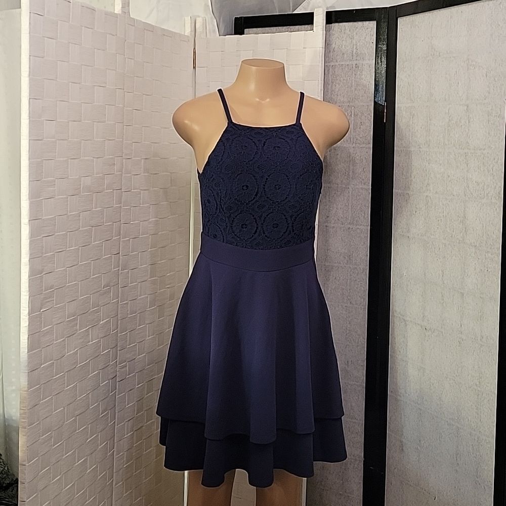 BRAND NEW DIANE LACE SLIT CUTOUT MINI DRESS - Picture 3 of 14